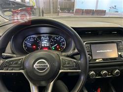 نیسان سێنترا